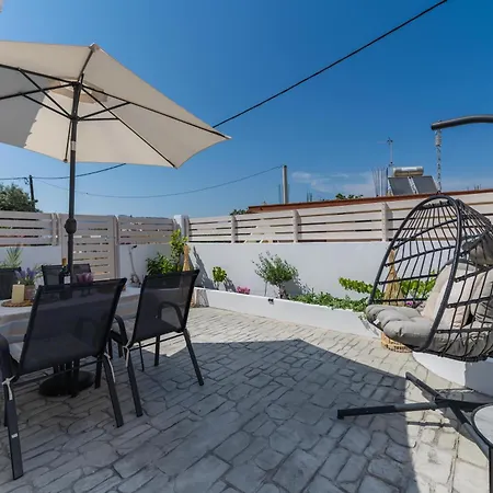 Apartamento Figaro Traditional House *