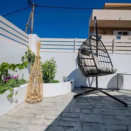 Figaro Traditional House